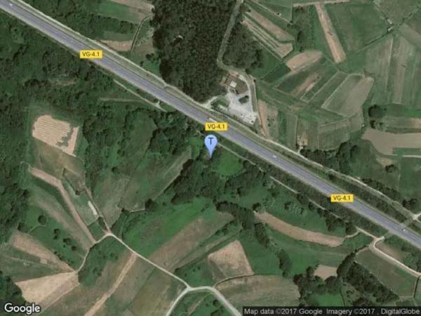 Terreno en calle Tombelo