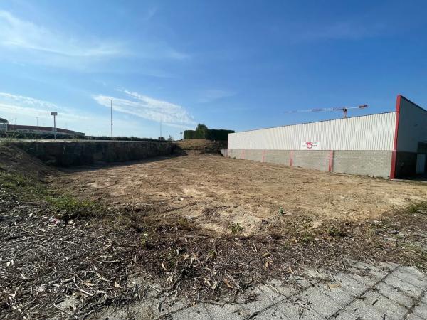 Terreno en calle Vial 1, 10 a