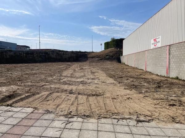 Terreno en calle Vial 1, 10 a