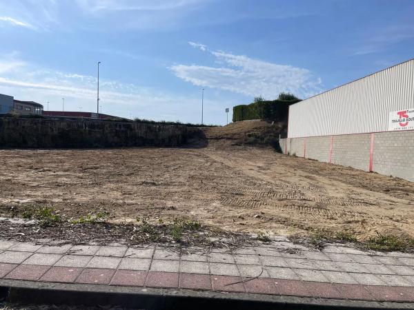 Terreno en calle Vial 1, 10 a