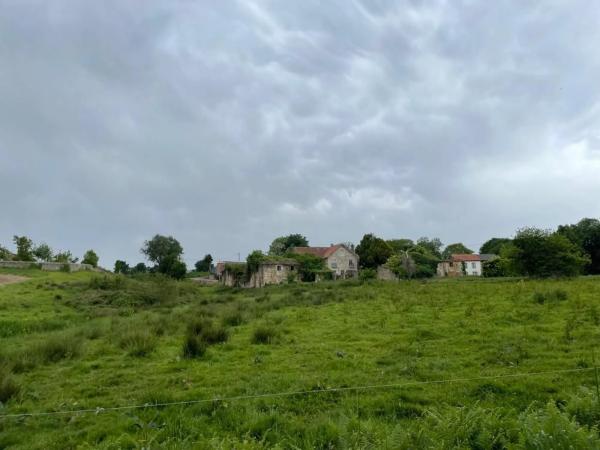 Terreno en rellas, km 1