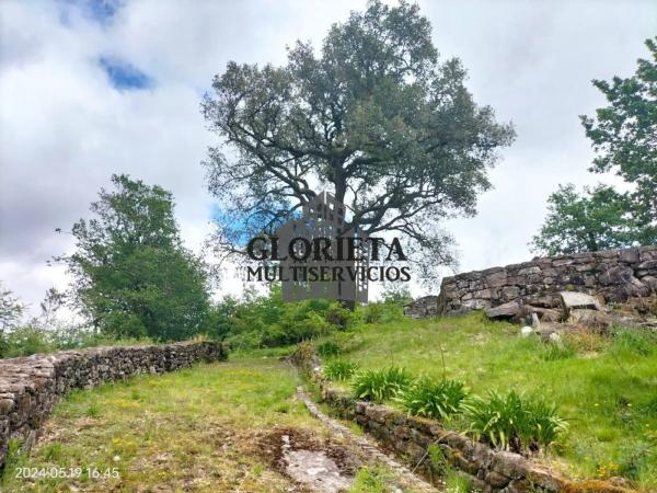 Terreno en Cerdedo-Cotobade