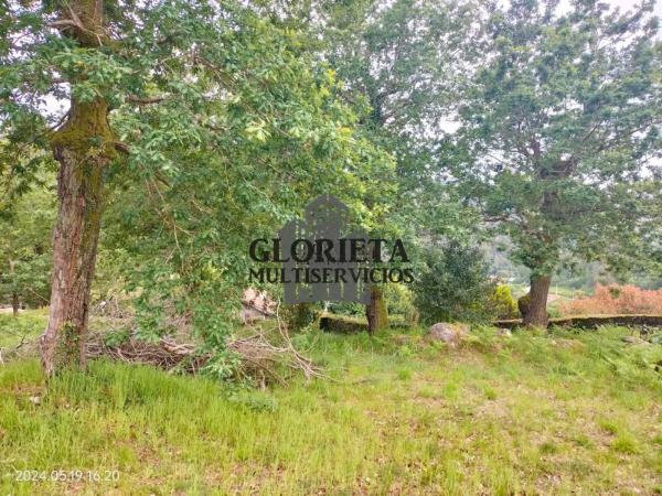 Terreno en Cerdedo-Cotobade