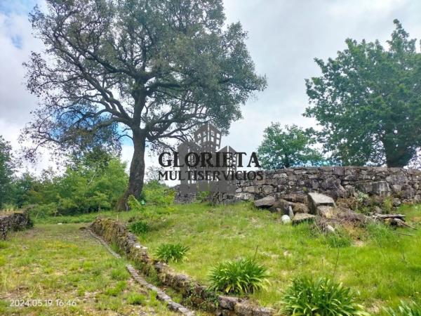 Terreno en Cerdedo-Cotobade