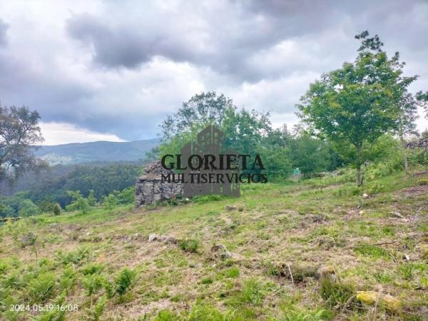 Terreno en Cerdedo-Cotobade