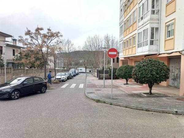Terreno en calle da Roxa