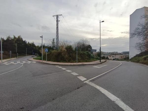 Terreno en calle da Roxa