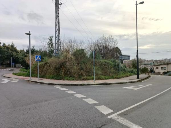 Terreno en calle da Roxa