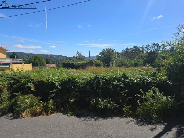 Terreno en calle Monteporreiro