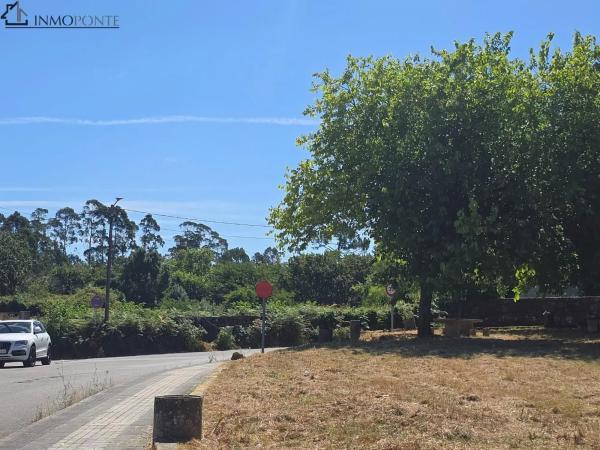 Terreno en calle Monteporreiro