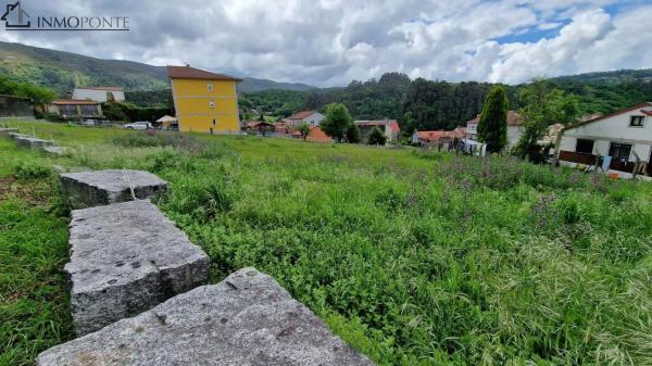 Terreno en Cerdedo-Cotobade