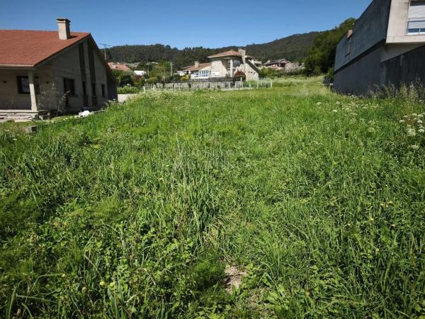 Terreno en avenida Laño