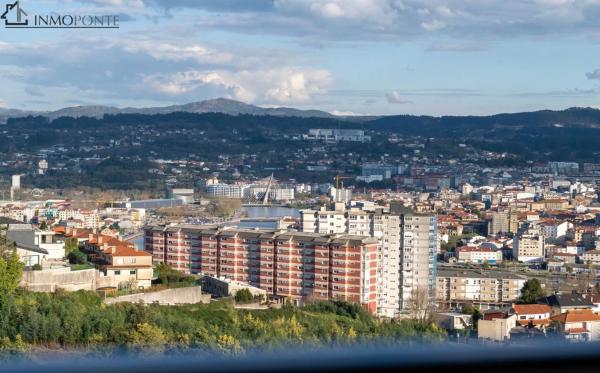 Terreno en calle Illa de Ons