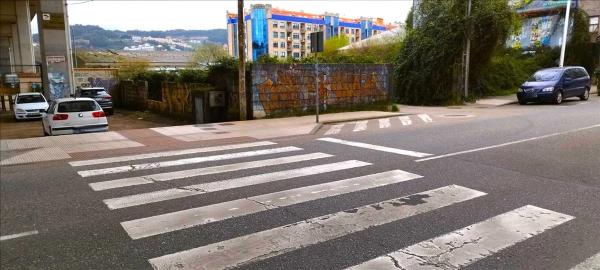 Terreno en calle de Rosalía de Castro