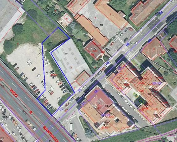 Terreno en calle de Rosalía de Castro