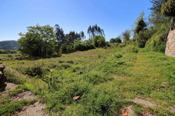 Terreno en Os Muros
