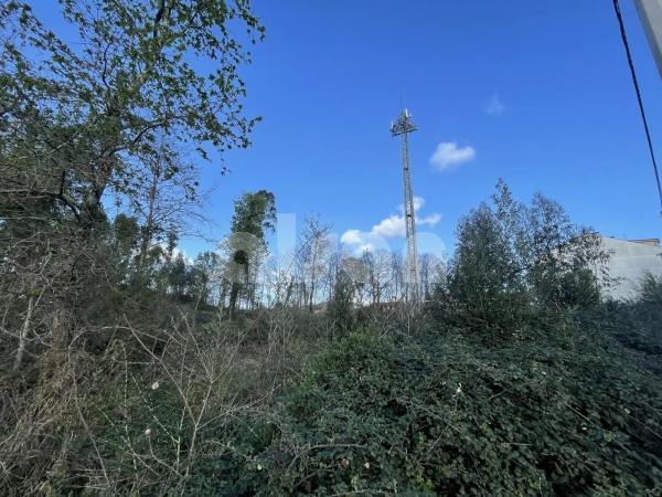 Terreno en calle da Feira