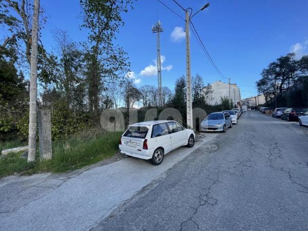 Terreno en calle da Feira