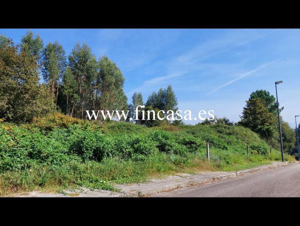 Terreno en calle a