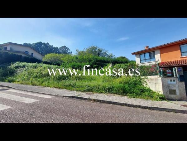 Terreno en calle a