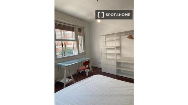 Room in shared apartment in Vigo
