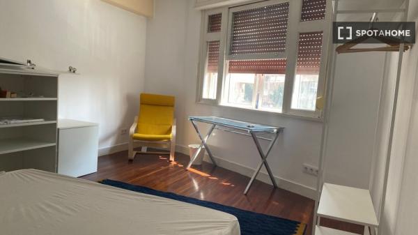 Room in shared apartment in Vigo