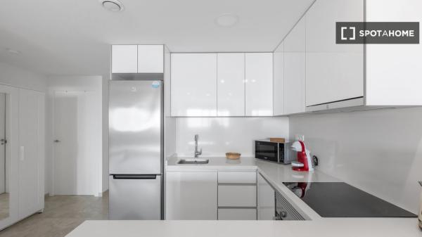 Apartamento de 3 dormitorios en alquiler en Torrevieja