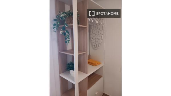 Estudio en alquiler en Torrevieja