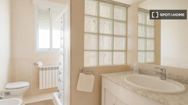 Habitación en piso compartido El Ventorrillo, Granada