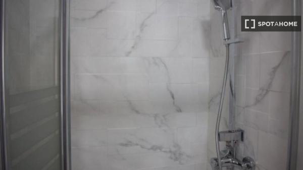 Apartamento de 2 habitaciones en alquiler en Los Tilos, Málaga