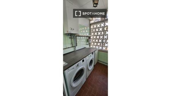 Habitación en piso compartido en terrassa.