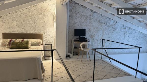 Piso de 3 dormitorios en alquiler en Alicante