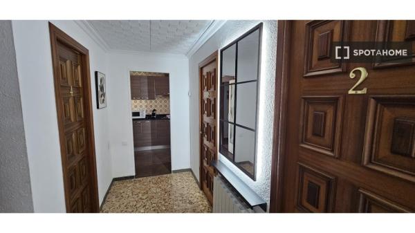 Habitación en piso compartido en terrassa.