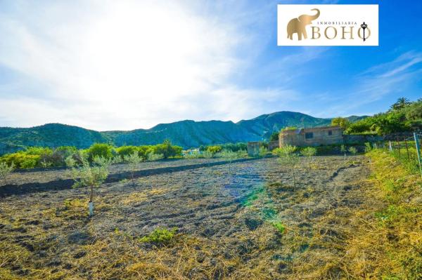 Terreno en plaza San Juan, 12 -14