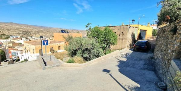 Terreno en calle Peñetas