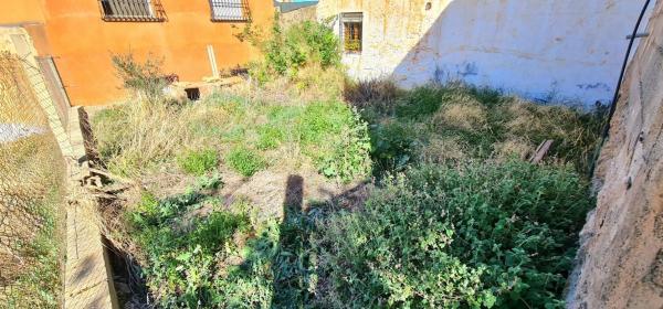 Terreno en calle Peñetas