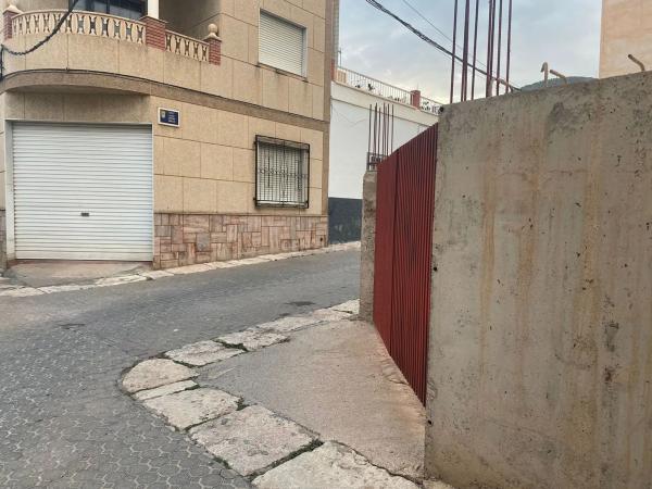 Terreno en calle Barcelona, 5 -1