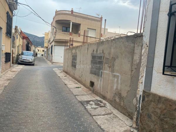 Terreno en calle Barcelona, 5 -1