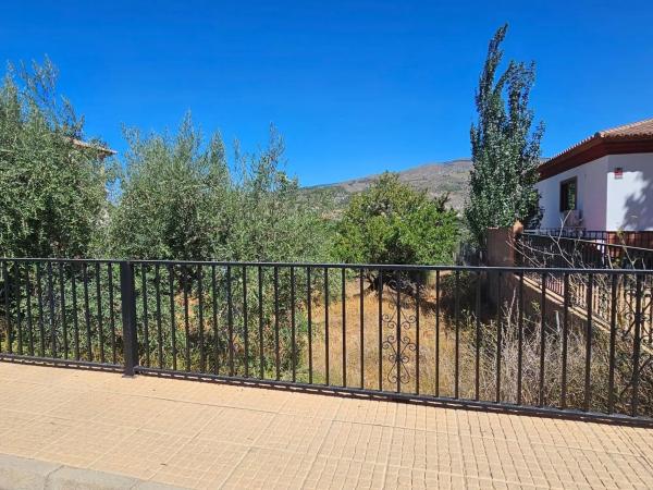 Terreno en calle Almeria