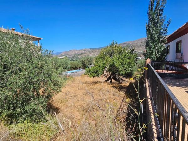 Terreno en calle Almeria