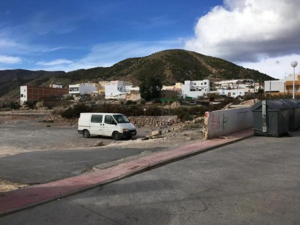 Terreno en calle Gravina
