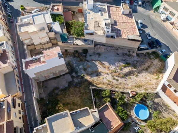 Terreno en Cristóbal Rodríguez López, 22