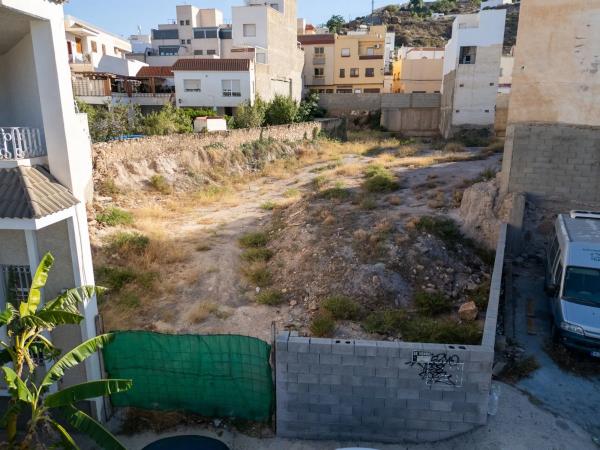 Terreno en Cristóbal Rodríguez López, 22