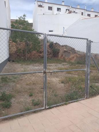 Terreno en calle Almirez, 21