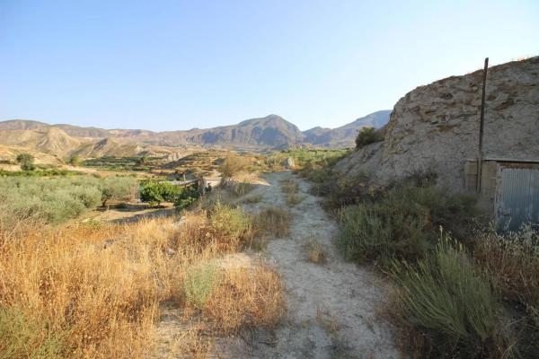 Terreno en calle Antonio Machado