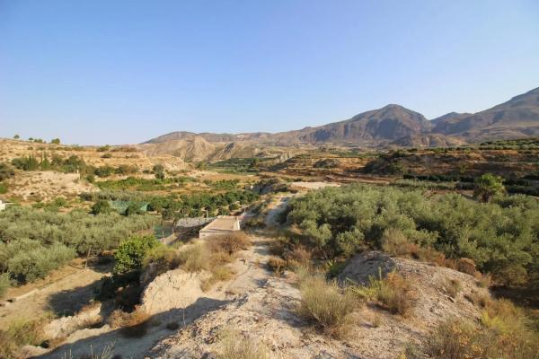 Terreno en calle Antonio Machado