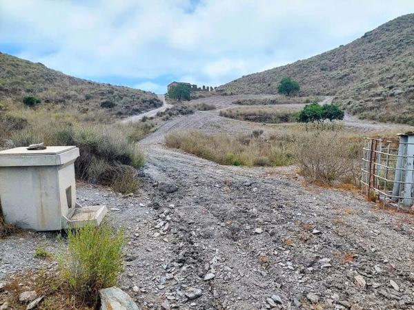 Terreno en calle el Jaroso