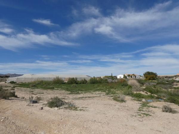 Terreno en Al-8105 s/n