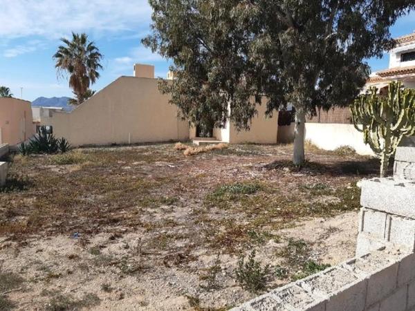 Terreno en calle Constelación