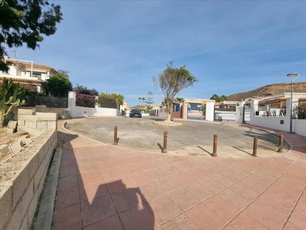 Terreno en calle Constelación